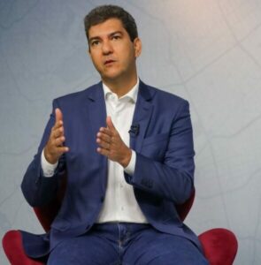 PREFEITO EDUARDO BRAIDE TEM MAIS DE R$ 117 MILHÕES EM CONTRATOS SEM LICITAÇÕES