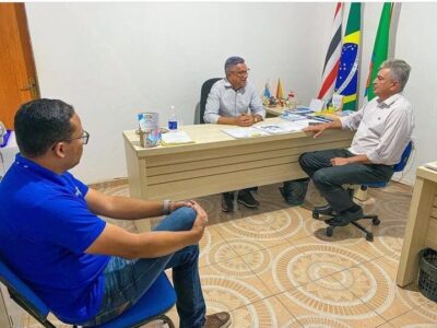 PREFEITO FERNANDO CUBA RECEBE SUPERINTENDENTE DO SEBRAE E FIRMA PARCERIAS