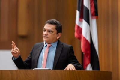 DEPUTADO CLÁUDIO CUNHA DEFENDE CONSTRUÇÃO DE ESTRADA PARA LIGAR ANAJATUBA A BACURITUBA