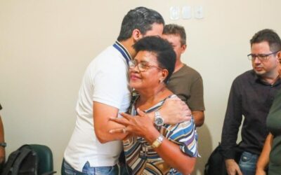 Prefeito Luciano confirma pagamento de gratificação aos professores da rede pública municipal
