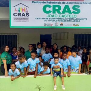 O Polo do Centro de Convivência e Fortalecimento de Vínculos da Cidade das Águas, atende crianças filhos e filhas de cantores e catadoras de resíduos de sólidos da cidade de Pinheiro