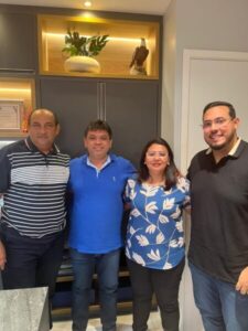 Jovem João Lucas se reúne com os deputados Márcio Jerry e Rodrigo Lago em busca de benefícios para São João dos Patos