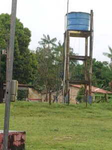 POPULAÇÃO DE SUMAUMA DENUNCIA ÁGUA BARRENTA E FEDORENTA EM PORTO RICO DO MARANHÃO