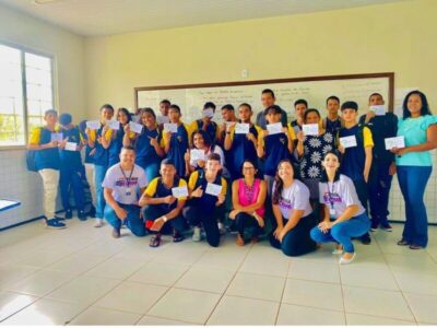 PROGRAMA AMBIENTA JOVENS DE PAÇO DO LUMIAR ENTREGA CERTIFICADOS A ESTUDANTES