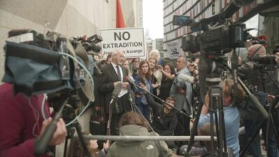 Cinema da Fundação promove estreia nacional do documentário “Ithaka, a Luta de Assange”