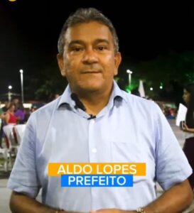 TUDO EM FAMÍLIA: PREFEITO DE CURURUPU ALDO LOPES QUER TROCAR ÁREA SUPER VALORIZADA NO CENTRO DA CIDADE, POR UMA ÁREA NA ZONA RURAL QUE VALE 300 MIL