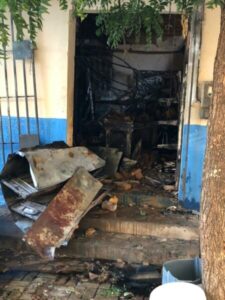 INCÊNDIO DESTROI TRÊS LOJAS NO MERCADO PÚBLICO DE PARNARAMA