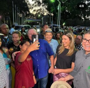 O CASAL: JOTA PINTO E CONCITA PINTO PRESTIGIAM ABERTURA DA EXPOEMA 2023.