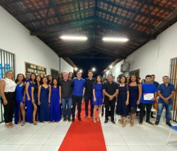 PREFEITURA DE SÃO MATEUS REALIZA SOLENIDADE DE ENTREGA DE CERTIFICADOS DE CONCLUSÃO DE CURSO PROFISSIONALIZANTES