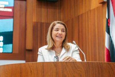Iracema Vale agradece apoio para a implantação da Lei que protege os Lençóis Maranhenses