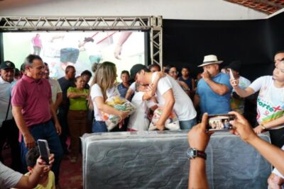 Multidão e Alegria: Prefeito Luciano e Dra. Thaiza realizam o lançamento do Programa Governo Mais Forte com distribuição de mais de 4 mil cestas básicas