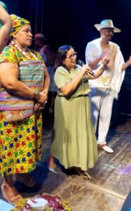 PAÇO DO LUMIAR: SEGUNDA NOITE DE FESTA, DESTACA ORGULHO DOS POVOS DE TERREIRO