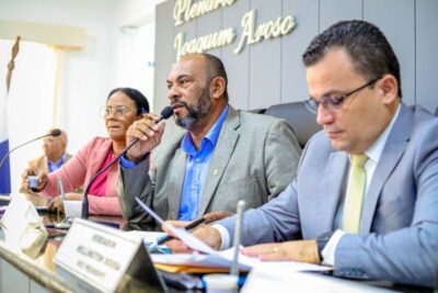 PREFEITURA ENCAMINHA A CÂMARA MUNICIPAL PROJETOS QUE IRÃO BENEFICIAR FUNCIONÁRIOS E DESTRAVAR A GESTÃO EM PAÇO DO LUMIAR