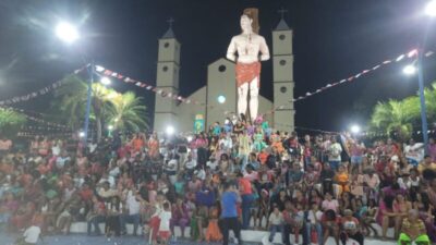 Bacuri reverencia São Sebastião