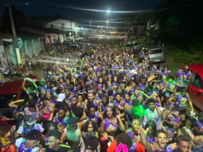 População de Central do Maranhão dança ao som do Pé Inchado no carnaval 2024