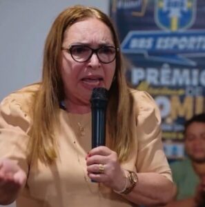 Para garantir público, Márcia Bacelar institui “combo de pré-candidato” nas reuniões