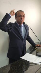 EM MENOS DE 12 HORAS, INALDO PEREIRA MATOU OS 5 PRINCÍPIOS DA ADMINISTRAÇÃO PÚBLICA DE UMA VEZ