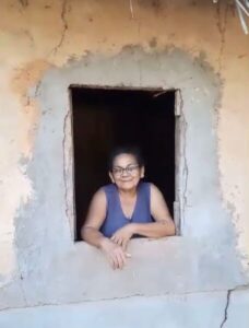 PAULA AZEVEDO RECEBE CARINHO E APOIO PELAS REDES SOCIAIS
