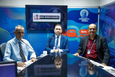‘Em Discussão’