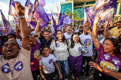 COM OSMAR FILHO E APOIADORES, CLARA OFICIALIZA SUA CANDIDATURA E MOSTRA FORÇA POLÍTICA EM CONVENÇÃO
