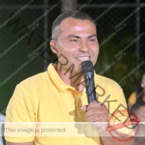 Para onde vai Expedito Carneiro?