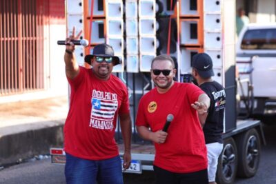 Locutores Israel Silva e Francys Sousa dão show na campanha de Rafael em Timon