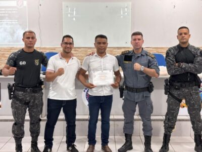 Empresário Jeovane Marauí recebe homenagem da Força Tática de Timon em solenidade de formatura