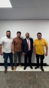 Chovem adesões a Roberto Costa para a FAMEM