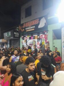 BAIRRO DO COROADINHO CELEBRA ANIVERSÁRIO DO POSTE