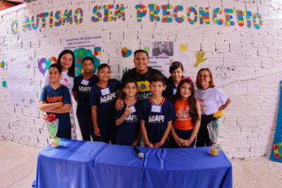 Vereador Raimundo Penha participa da VII ExpoÁgape com o tema “Entendendo o Autismo”