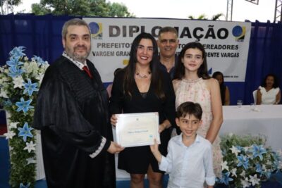 Fabiana Mendes é diplomada para o segundo mandato em Presidente Vargas