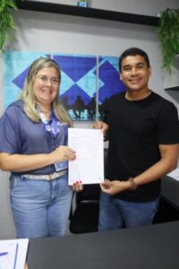 Presidente Sarney firma parceria com Sebrae para impulsionar o empreendedorismo local