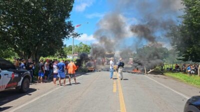 Manifestantes bloqueiam BR-135 em Santa Rita