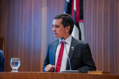 Ricardo Arruda destaca liderança de Carlos Brandão e defende cautela no debate sobre sucessão