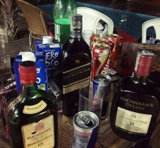 Influencer esbanja no Carnaval e agora some das redes com “deprê” financeira