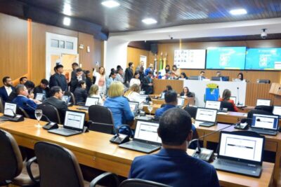 Câmara solicita recapeamento asfáltico para vias públicas da capital