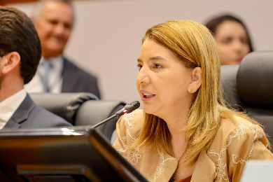 Iracema Vale reforça convite para o Encontro de Prefeitas e…