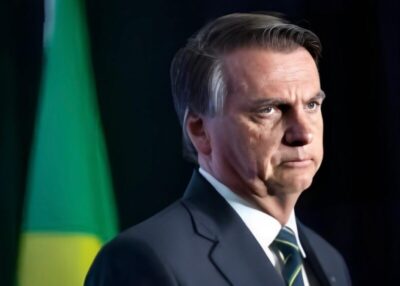 Existe uma cela esperando por Bolsonaro!