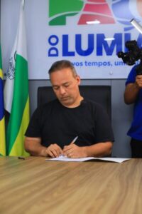 É OFICIAL: Fred Campos reforça compromisso com a educação e convoca nova lista de aprovados
