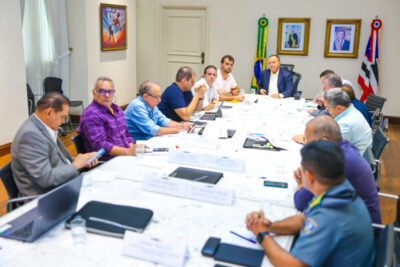 Governador Carlos Brandão recebe prefeitos para alinhar ações em municípios maranhenses