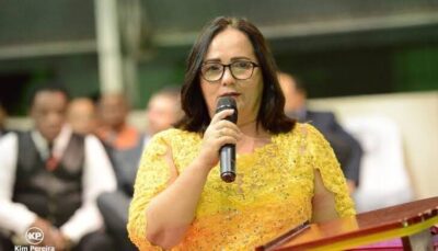 Prefeita tenta censurar imprensa em Chapadinha, mas juíza nega pedido de “tutela de urgência”