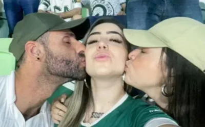 Saiba como está trisal que viralizou ao anunciar nova integrante
