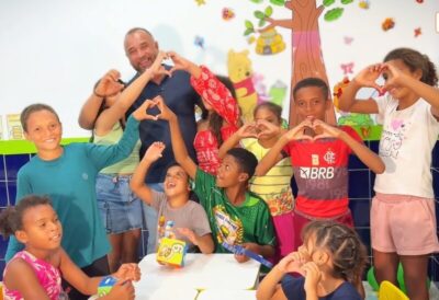 Roberto Costa entrega duas escolas reformadas em Bacabal