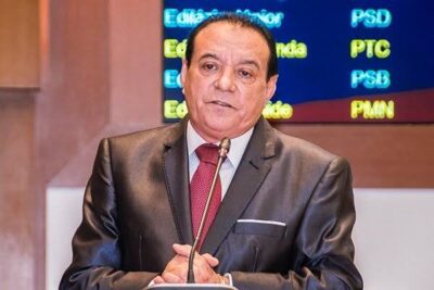 Carlos Brandão nomeia Raimundo Cutrim como secretário