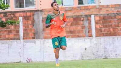 Sampaio inicia treinos com desfalque na defesa para jogo contra o CRB pelo Brasileirão
