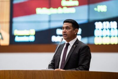 WELLINGTON DENUNCIA ATENDIMENTO PEDIÁTRICO EM ALA ADULTA E DEFENDE MELHORIAS AO HOSPITAL DA CRIANÇA