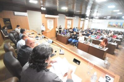PREFEITO EDUARDO BRAIDE NÃO APRESENTA ESTUDO DE IMPACTO FINANCEIRO SOBRE REAJUSTE DE 8,2% NO SALÁRIO DOS SERVIDORES MUNICIPAIS