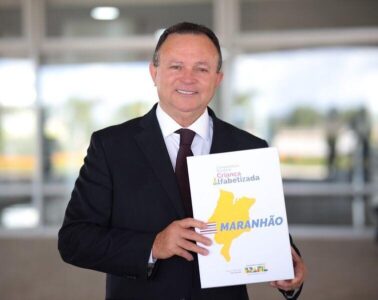 GOVERNADOR CARLOS BRANDÃO PARTICIPA DO LANÇAMENTO DO COMPROMISSO NACIONAL CRIANÇA ALFABETIZADA EM BRASÍLIA