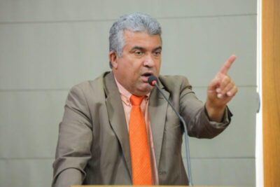 VEREADOR MARCIAL LIMA CRITICA DEMISSÕES DE COBRADORES DO SISTEMA DE TRANSPORTE PÚBLICO DA CAPITAL