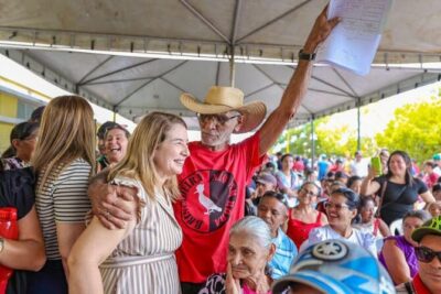 IRACEMA VALE DESTINA EMENDA PARA CIRURGIAS OFTALMOLÓGICAS EM BARREIRINHAS